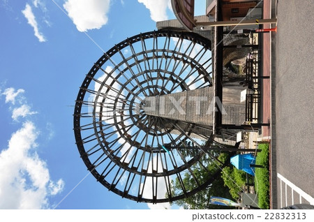 Large water mill and blue sky 22832313