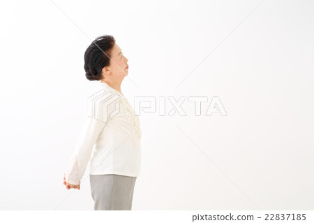Senior women Senior women 22837185