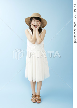 一件女人的肖像 22839151