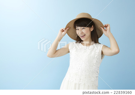 一件女人的肖像 22839160