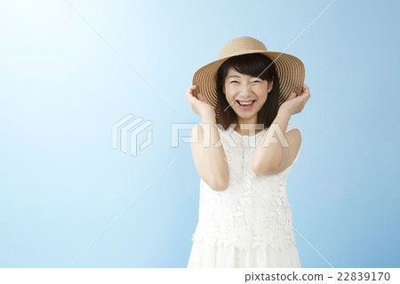 一件女人的肖像 22839170