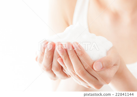 面部清潔,泡沫的女人 面部清潔,泡沫的女人 22841144