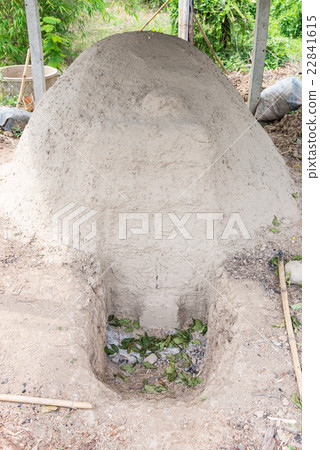 Small charcoal incinerator 22841615