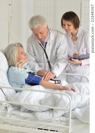 Senior woman in hospital Senior woman in hospital 22846567