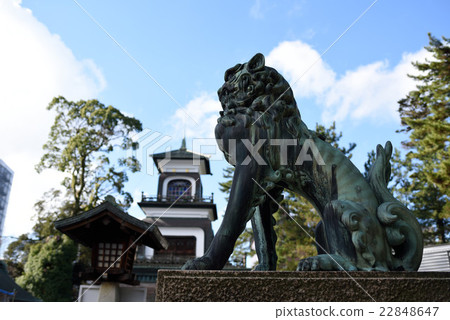 Guardian dog at Oyama shrine 22848647