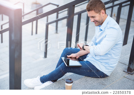 Up to date devices 22850378