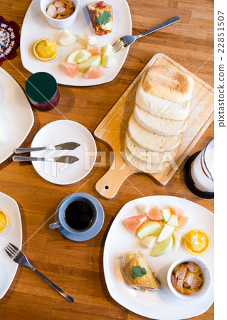 Delicious breakfast Delicious breakfast 22851507