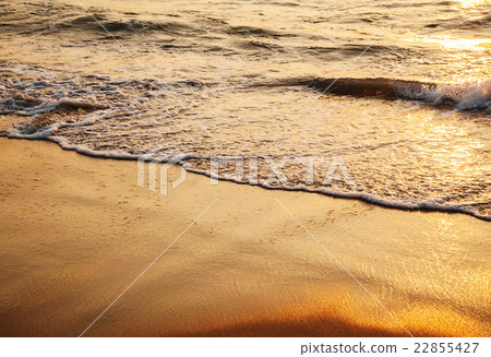 Beach sunset with color of sunlight Beach sunset with color of sunlight 22855427