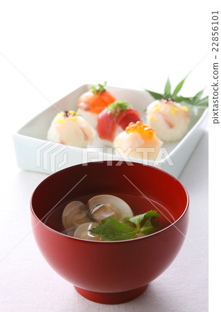 Temari sushi and soup of a capitol 22856101