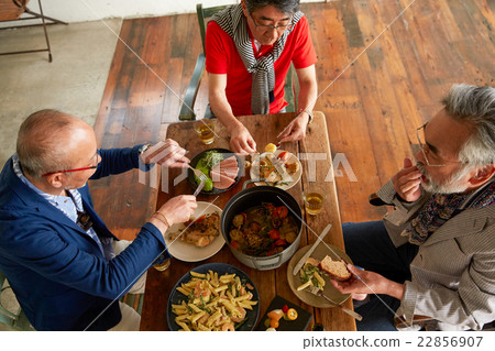 高級到家庭聚會 22856907