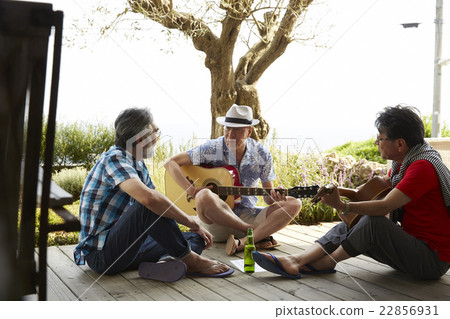Senior music to enjoy your hobbies Senior music to enjoy your hobbies 22856931