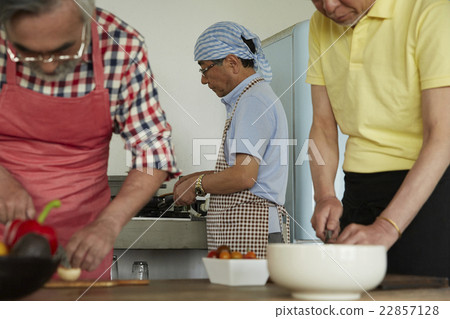 Senior Cooking School 22857128