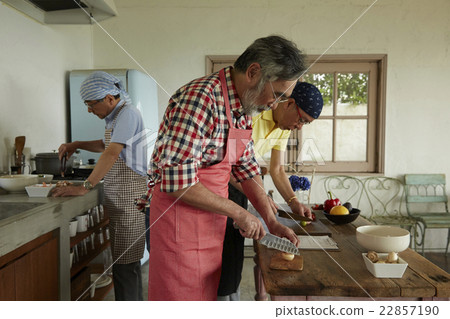 高級烹飪學校 22857190
