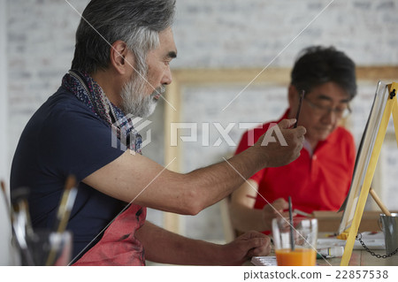 Senior painting class 22857538