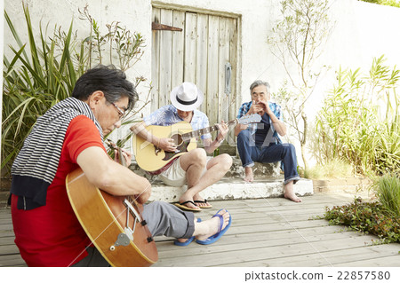 Senior to enjoy your hobbies Senior to enjoy your hobbies 22857580