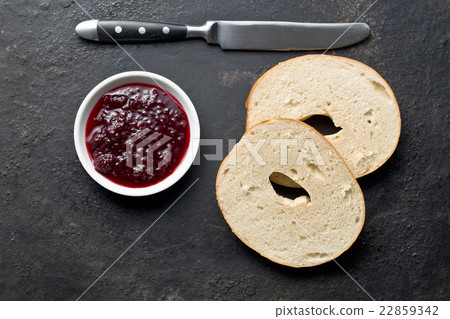 bagel and jam 22859342