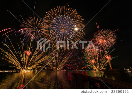 Nojiri Lake Lantern Sinking Fireworks Festival 22860151