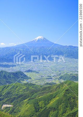 從Dukyusan的山頂和山麓盆地山梨縣山梨縣看到的富士山 從Dukyusan的山頂和山麓盆地山梨縣山梨縣看到的富士山 22866500