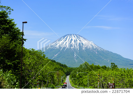 Mt. Yotei and Honjo Mt. Yotei and Honjo 22871704