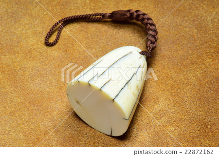 象牙根深蒂固 22872162