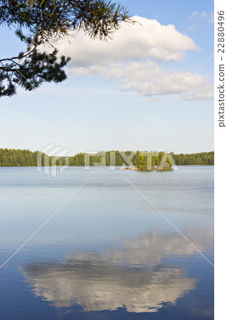 Idyllic vertical lakescape Idyllic vertical lakescape 22880496