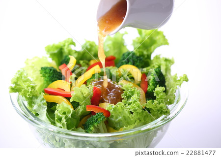 Dressing vegetable salad 22881477