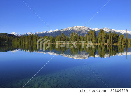 加拿大碧玉湖 22884569