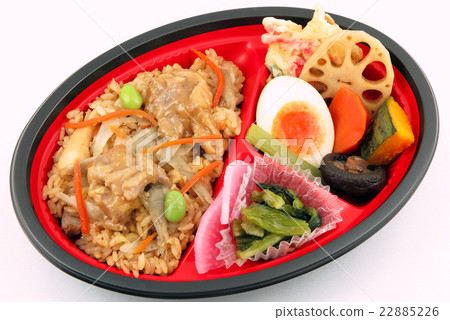 Bento of rice cooked with chicken 22885226
