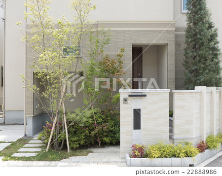 House entrance External planting Exterior approach New construction example of construction 22888986