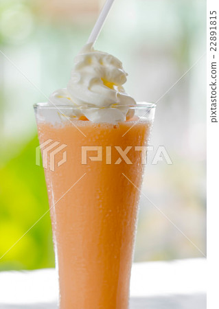 thai milk ice tea 22891815