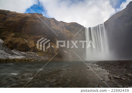 skogafoss waterfall Iceland 22892439