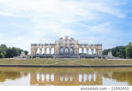 Schonbrunn Palace Garden Gloriette Schonbrunn Palace Garden Gloriette 22892450