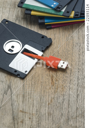 floppy diskettes with usb cable plug 22893114
