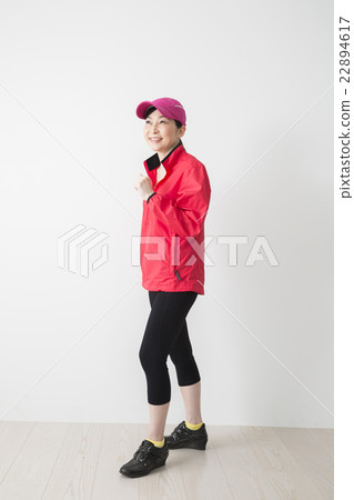 Jogging middle women 22894617