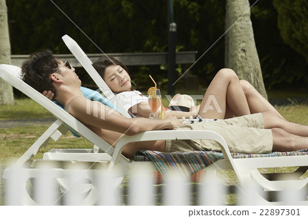 度假夫婦 22897301