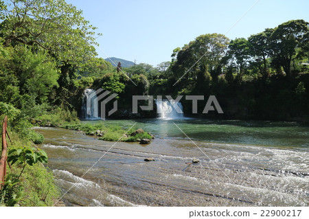 Tollet waterfall Tollet waterfall 22900217