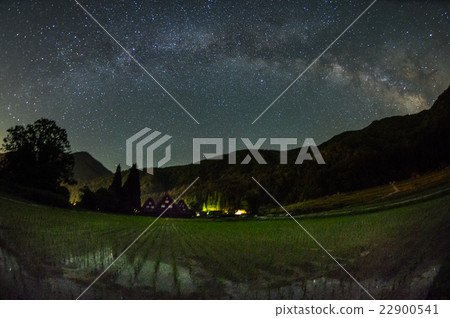 Shirakawa-go and the Milky Way Shirakawa-go and the Milky Way 22900541