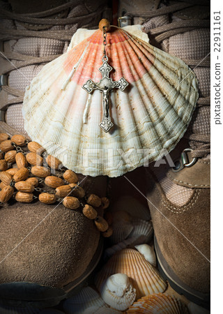Christian Pilgrimage Symbols - Boots and Shell Christian Pilgrimage Symbols - Boots and Shell 22911161
