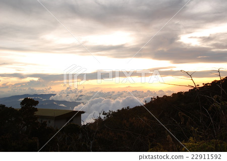 Cloud sea at dusk of Kinabalu / dusk (Sabah / East Malaysia / Borneo Island) 22911592