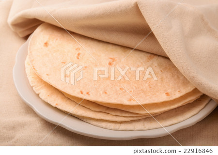 Tortilla 22916846
