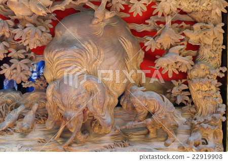 Shinshu Matsumoto的文化財產Sutoshigin Shrine的Harimachi舞台表演者的舞台雕刻Tachikawa雕像（山地車）的舞台是長野縣的寶藏 22919908