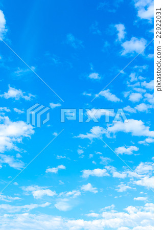 天空在初夏多雨在雪天空圖像天空材料材料拷貝空間藍天圖像雲彩前 天空在初夏多雨在雪天空圖像天空材料材料拷貝空間藍天圖像雲彩前 22922031