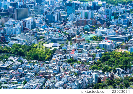Tokyo cityscape in early summer Tokyo cityscape in early summer 22923054