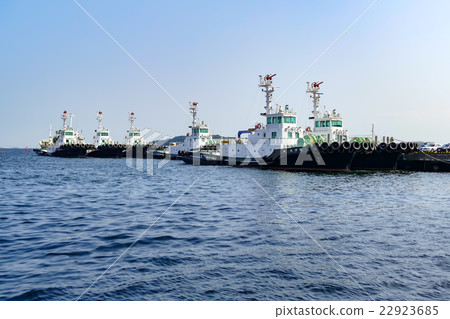 Yokosuka Shinko Tug Boat 22923685