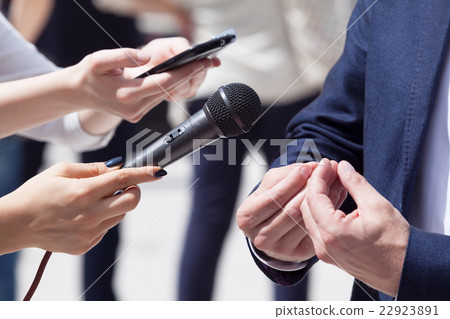 Media interview 22923891