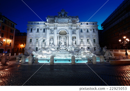 Trevi fountain, Rome 22925053