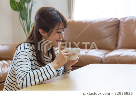 Young woman relaxing 22926926