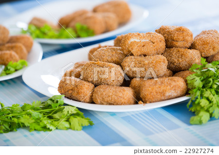 Popular side dish Croquetas fritas Popular side dish Croquetas fritas 22927274
