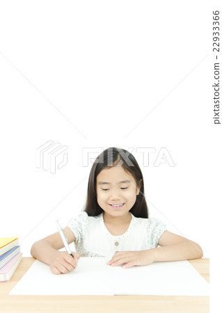 Girl studying 22933366