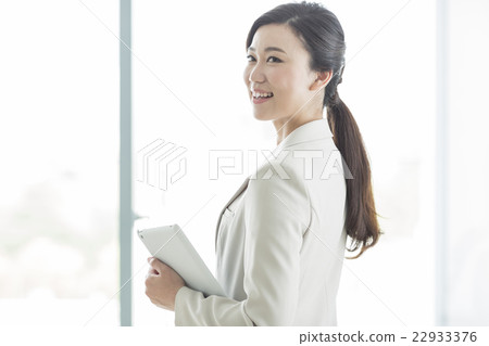 Business woman 22933376